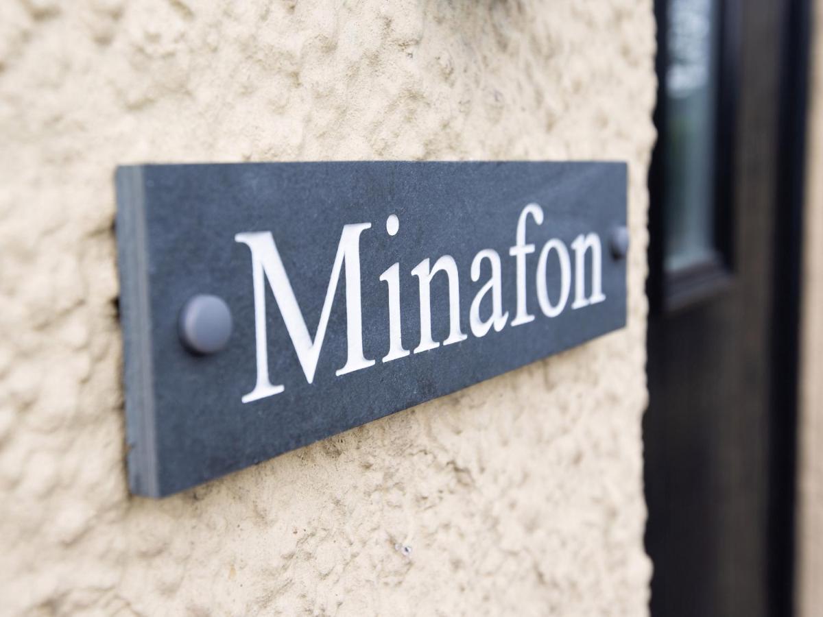Minafon Villa Llangollen Exterior photo